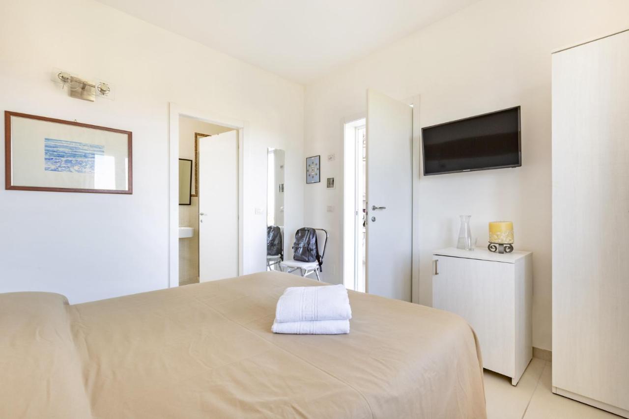 Excellent Rooms Gallipoli Exterior photo