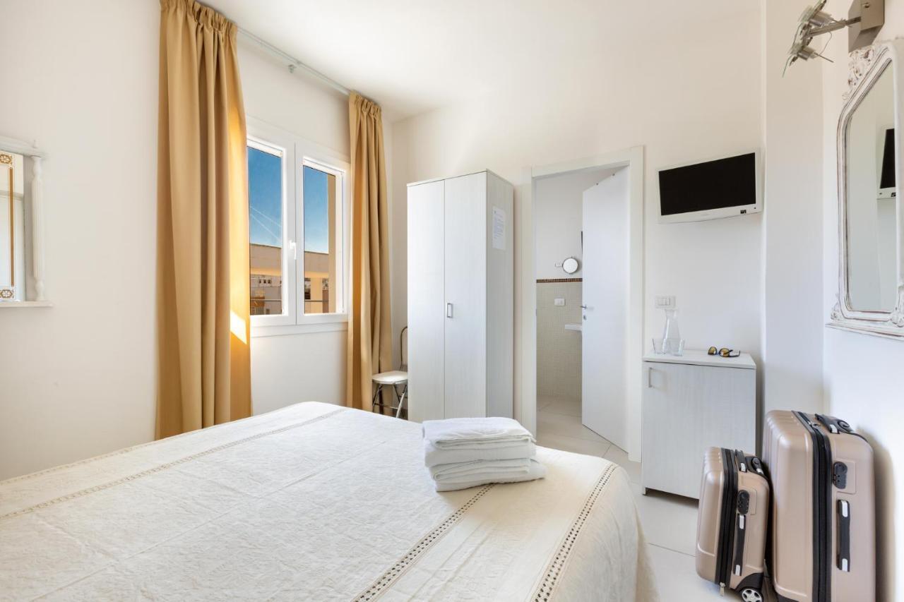 Excellent Rooms Gallipoli Exterior photo
