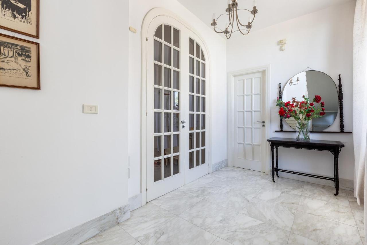 Excellent Rooms Gallipoli Exterior photo